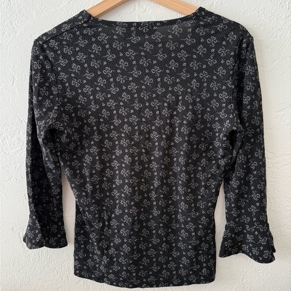 Patterned Women's Blouse with Ribbons 🎀 - Picture 3 of 4